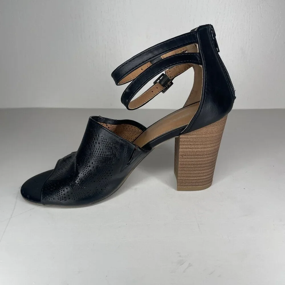 Maurices Jeanie Perforated Block Heel Sandals Black Size 9 Gothic Boho